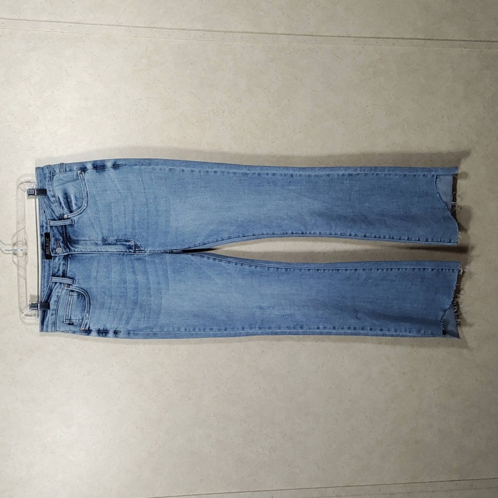 12096 Judy Blue distressed Slim Boot jeans 13 / 31